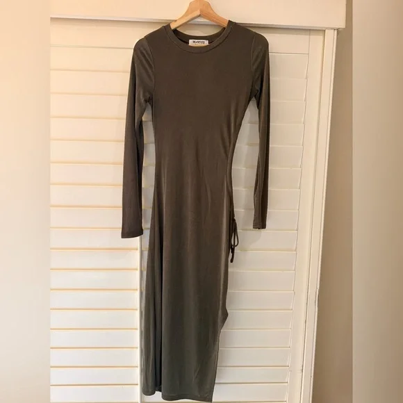 Marion Cutout Olive Long Sleeve Midi Dress - Picture 6 of 10